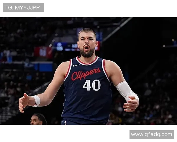 快船队签下自由球员，加强内线实力